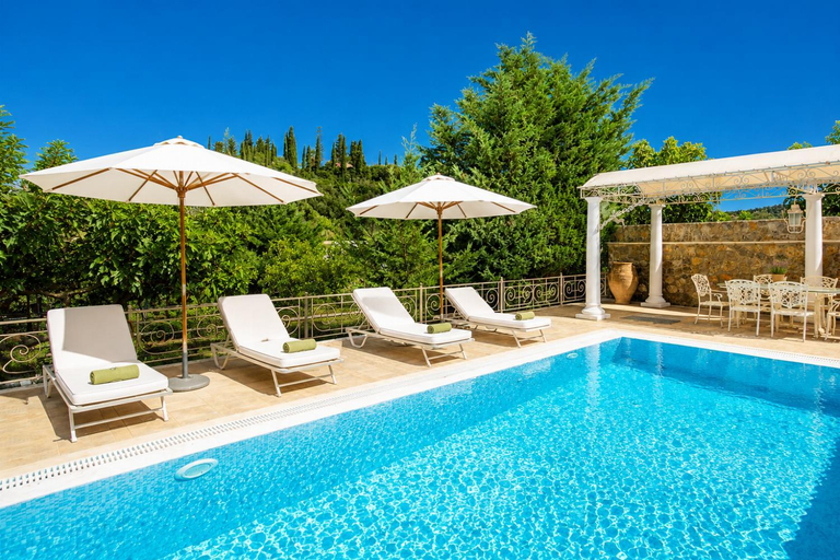 Sport & Beauty 3, Villa Golden Tiara Large Private Pool, A/C, WiFi, Ionian Islands