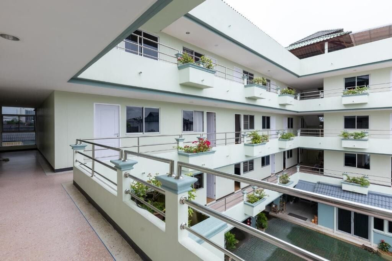 Property grounds, Baan Sinkaew Chiangmai, Muang Chiang Mai