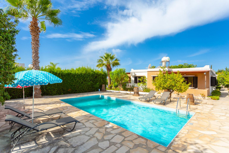 Others 2, Villa Eleni