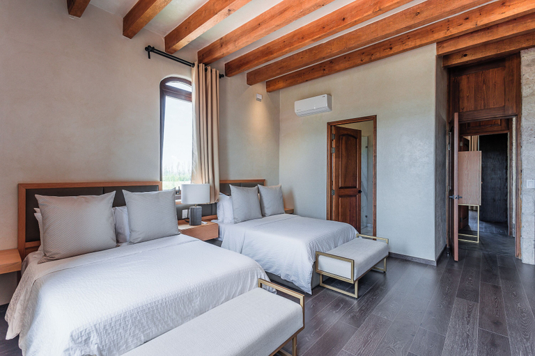 Room 4, Luxury and Private Villa La Loma VIATO, Allende