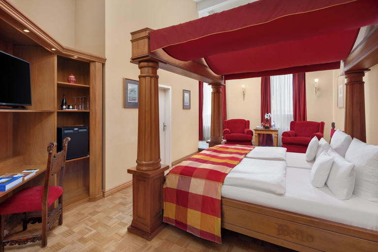Bedroom 2, Burg & Gästehaus by Schwarzenstein, Rheingau-Taunus-Kreis