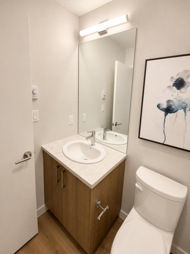 Bathroom 3, Spacious Sidney 3BR Condo Near Airport & Marina, Capital