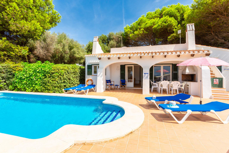Others 3, Villa Binibety, Baleares