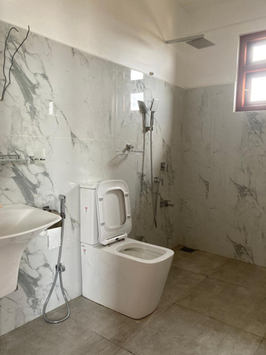 Bathroom 2, Jesuit Residence, Galle Four Gravets