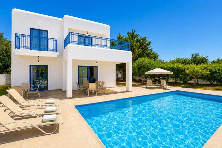 3, Villa Apollonas