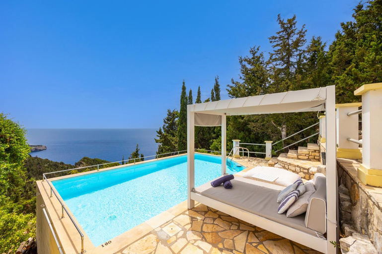 2, Villa Gardenia, Ionian Islands