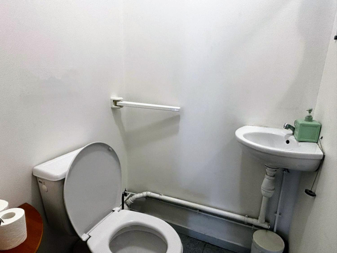 Bathroom 2, ZF IMMERSION, Bouches-du-Rhône