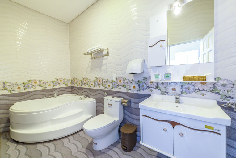 Bathroom 4, Mac Valley Dalat Hotel, Đà Lạt