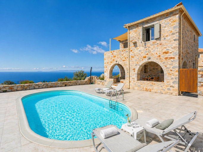 3, Villa Dioni Ena, Peloponnese