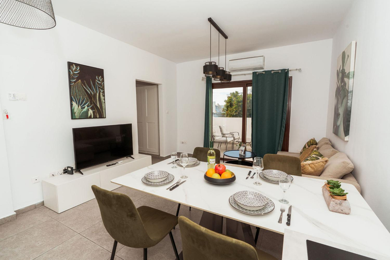 Others 4, SerenityOne - Centrally located One Bedroom Apt
