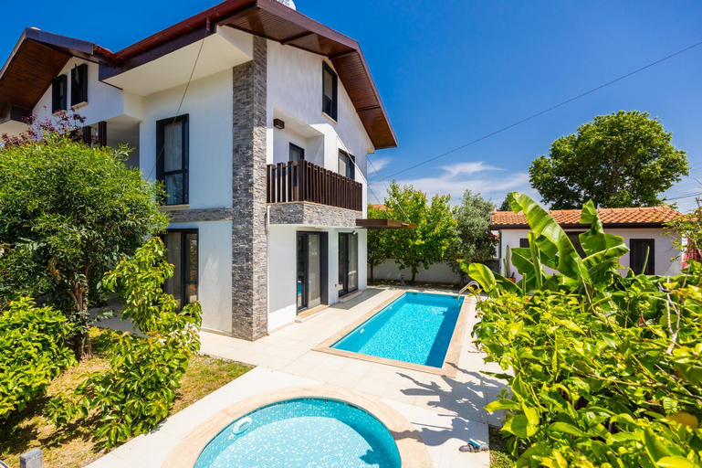 3, Villa Welt, Ortaca