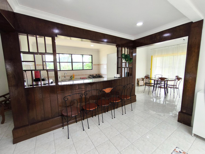 Others 2, A’famosa Villa D’amour, Alor Gajah