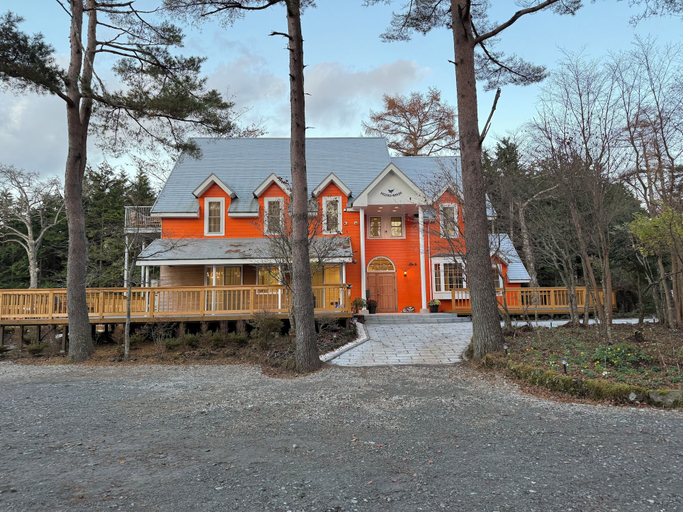 Exterior 3, Picollo Mondo, Yamanakako