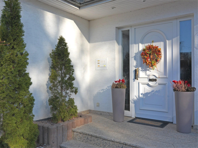 Exterior & Views 1, Stilvolle Wohnung in Madfeld mit eigener Terrasse, Hochsauerlandkreis