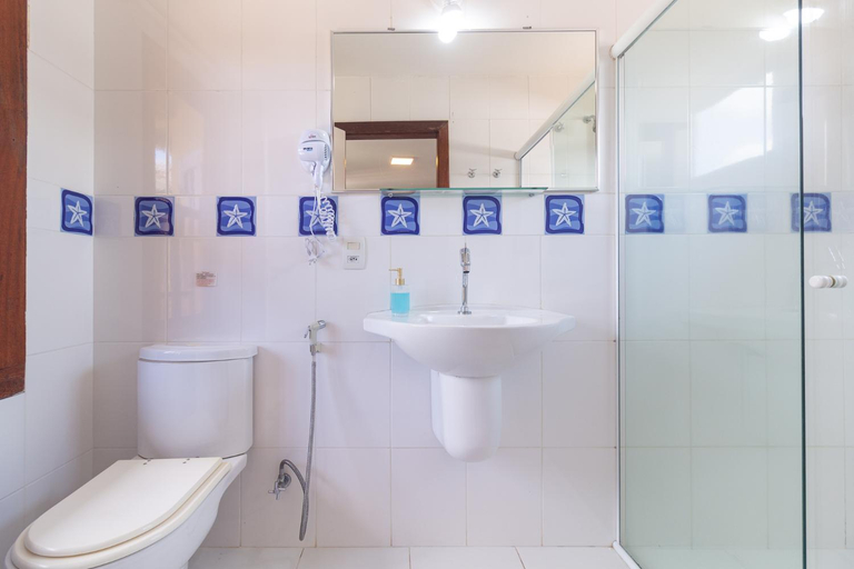 Bathroom 4, Pousada das Pedras, Parati