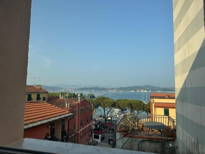 Property grounds 2, Cà Amae La Spezia, La Spezia