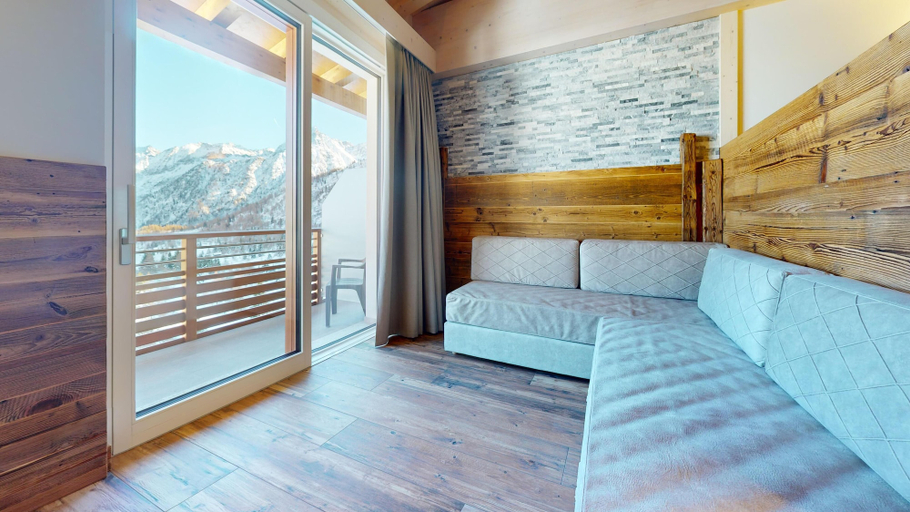 Room 2, Gardenia, Trento