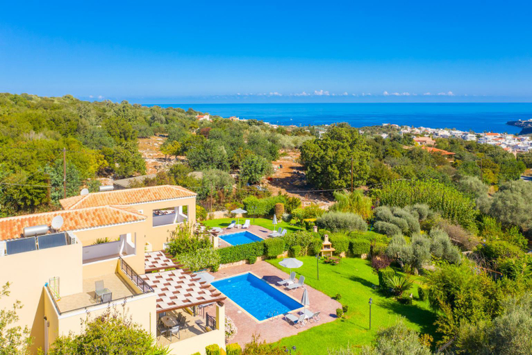 Others 1, Villa Mary, Crete