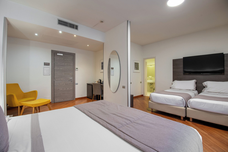 Bedroom 3, Hotel Como, Como