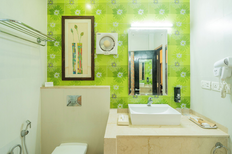 Bathroom 5, Kyriad Prestige Goa by Mastiff, North Goa