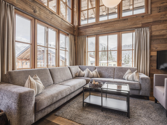Living room 4, IM Weidach Charming Alpine Chalet, Innsbruck Land