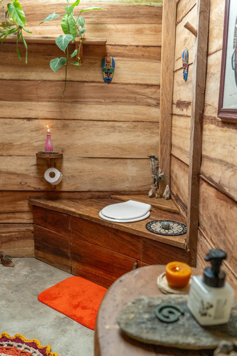 Bathroom, Cinduli Finca Organica Cacaotera, Santa Marta (Dist. Esp.)