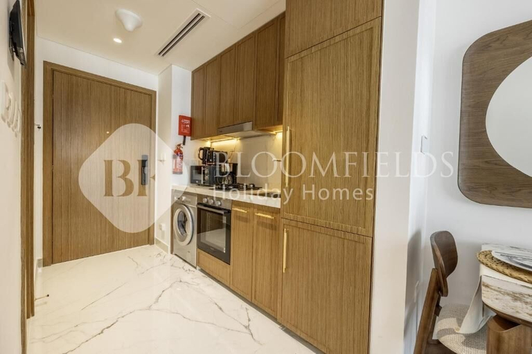 Private kitchen, Bloomfields Studio - Azizi Riviera 67, Dubai