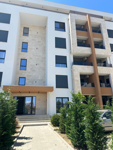 Exterior & Views 1, Boulevard Apartments Meti