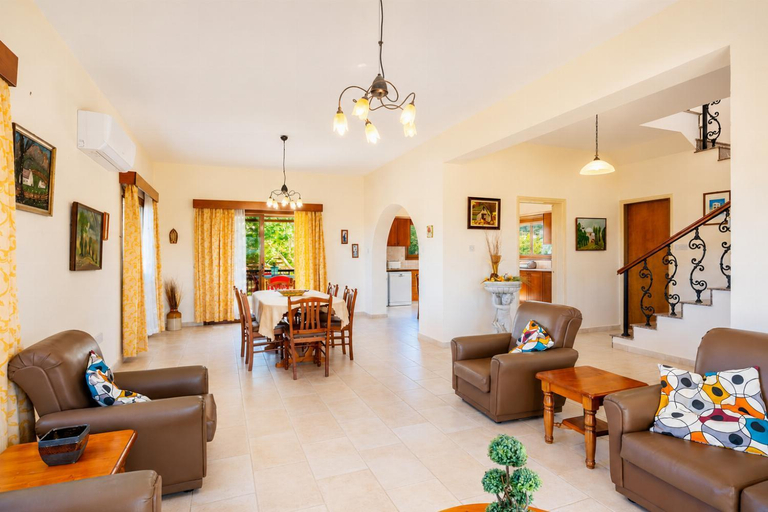 Facilities 3, Villa Natasha