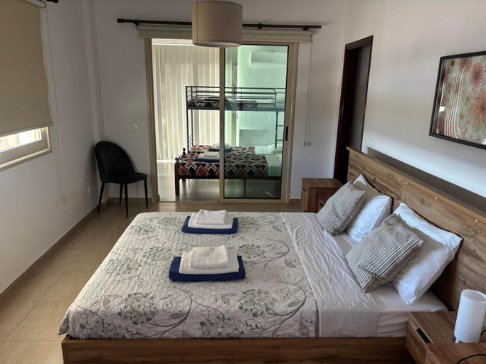 Bedroom 2, Villa Il Pino by Nomads