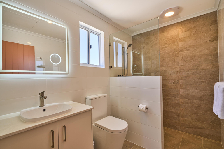 Bathroom 3, Tasman Holiday Parks – Denham Seaside, Shark Bay