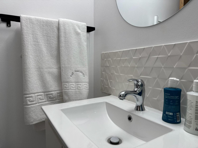 Bathroom, Ralf Residence, Municipiul Bucuresti