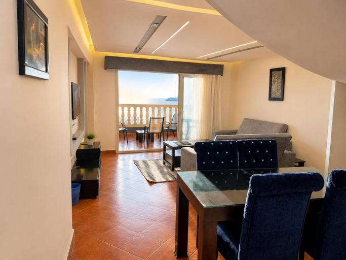 Others 5, Porto Marina, Al-Hammam