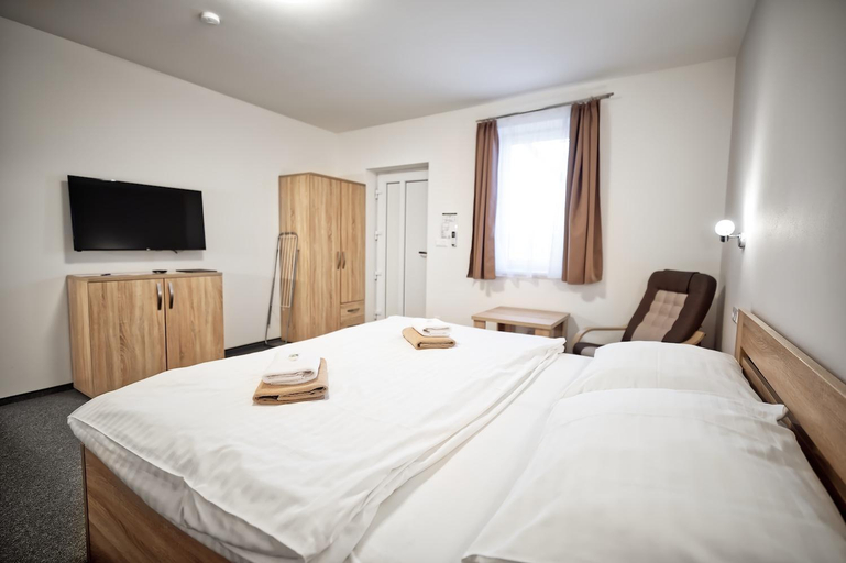 Bedroom 2, U Jeraba - komplex C, Břeclav