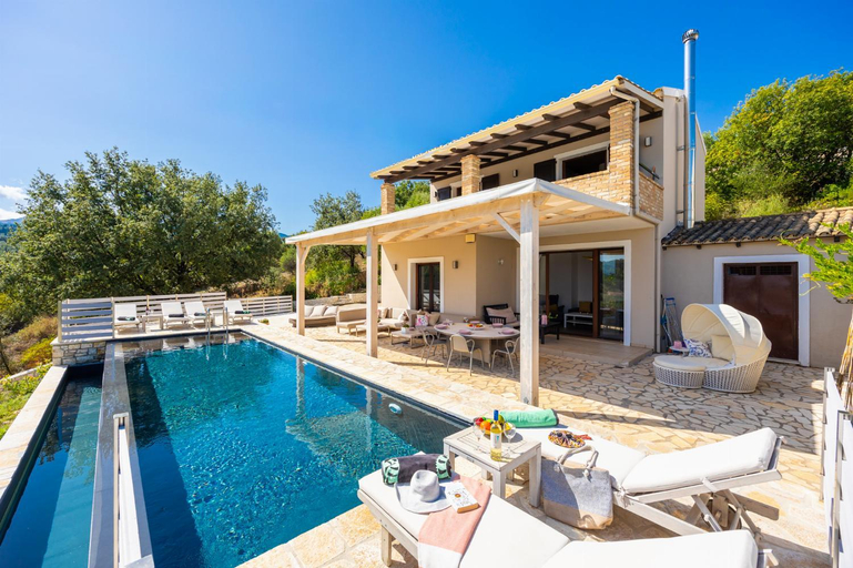2, Villa Antinoti, Ionian Islands