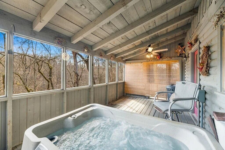 Terrace/patio 4, The Jarratt House, Sevier