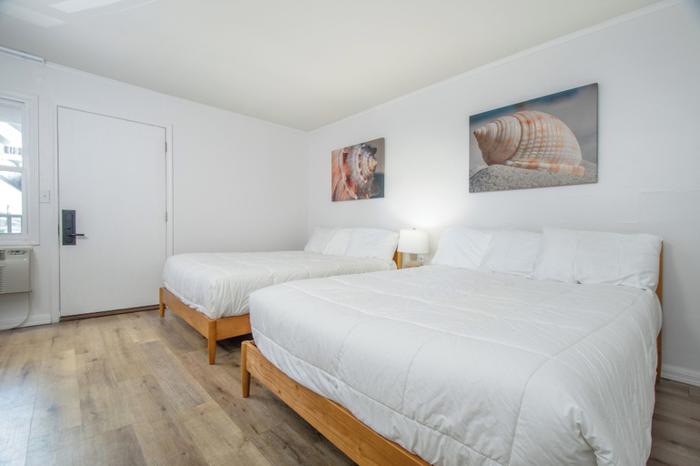 Bedroom 5, Oceanana Motel, Carteret
