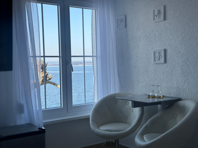 Others 4, Hotel la Perla, Bodenseekreis