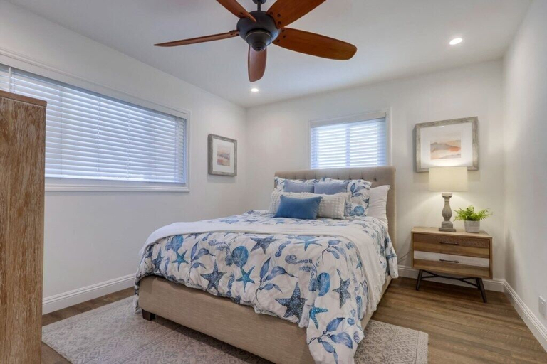 Others 4, Beautiful Remodel 3 Bedroom 2 Bathroom Home With Pool & Jacuzzi, Orange