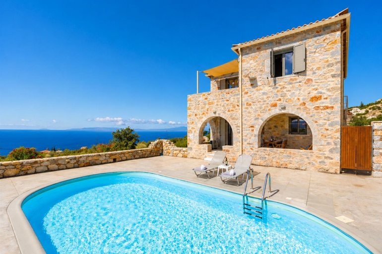 2, Villa Dioni Ena, Peloponnese