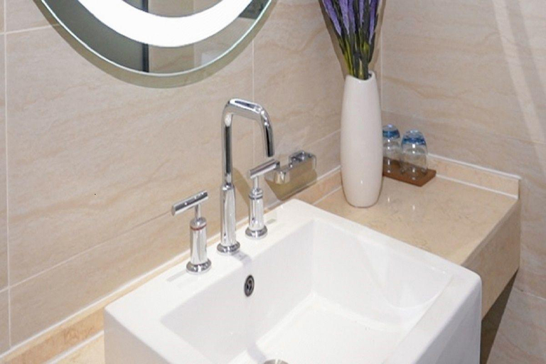 Bathroom 4, Lavande Hotels·Xiaogan Beijing Road, Xiaogan