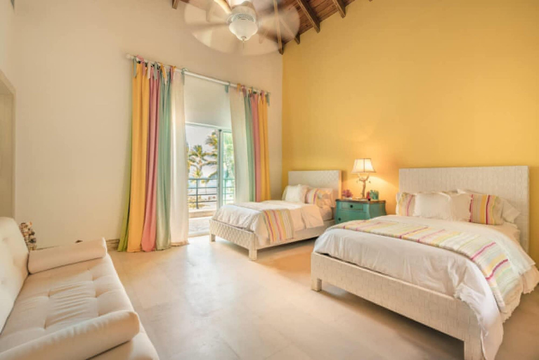 Room 4, So Exclusive Beachfront Villa at Las Terrenas, Las Terrenas