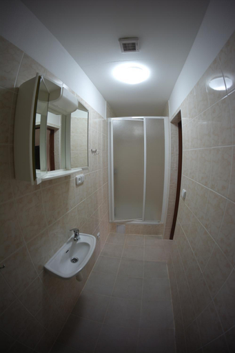 Bathroom 5, Penzion Cerny mlyn, Sokolov