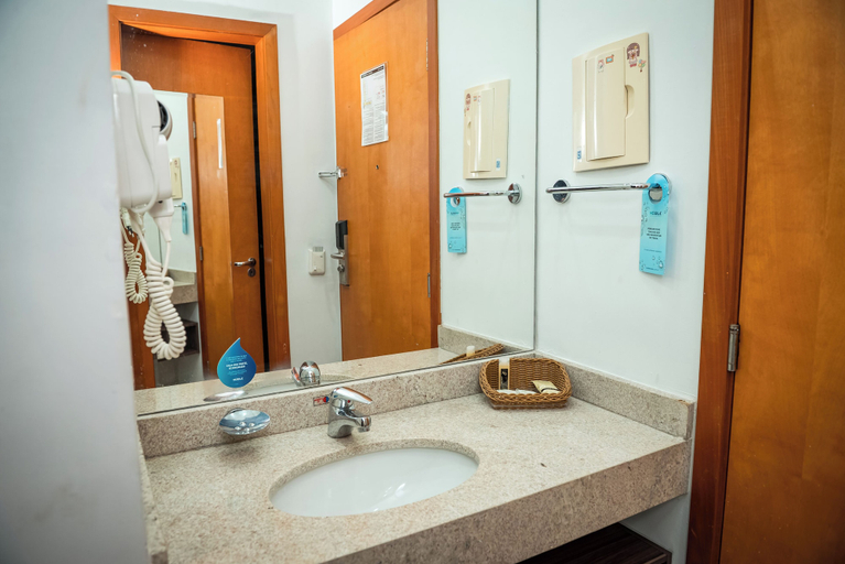 Bathroom 5, Nobile Inn Dutra Rio De Janeiro, São João de Meriti