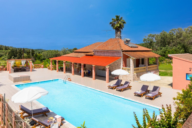 Sport & Beauty 3, Villa Psaropouli Large Private Pool, A/C, WiFi, Ionian Islands