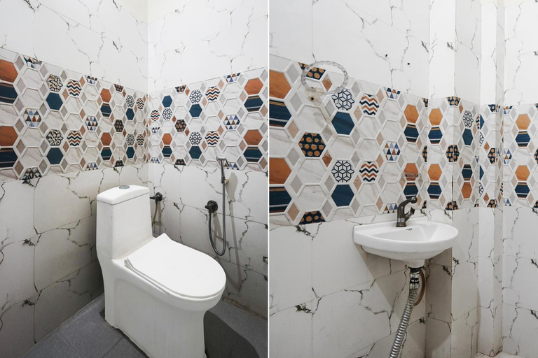 Bathroom 3, Hotel Alwar Delight , Alwar