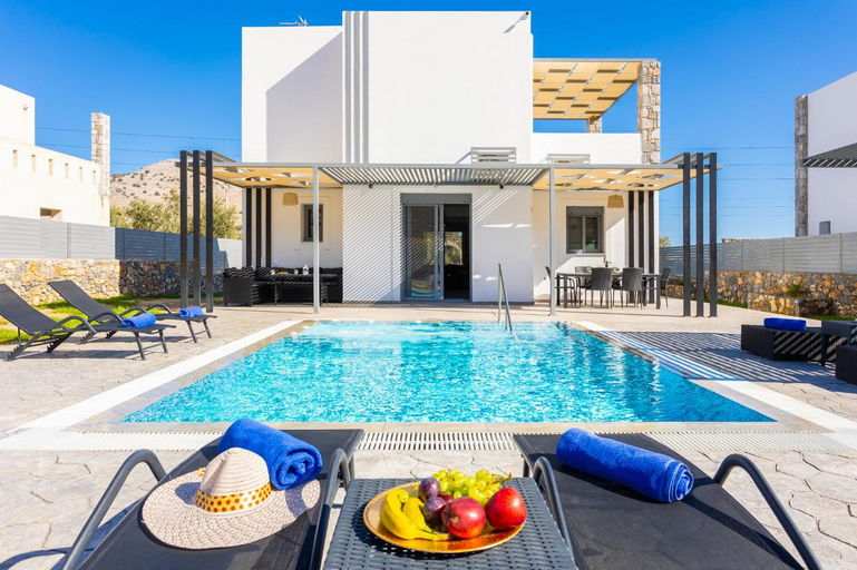 3, Villa Livis 2, South Aegean