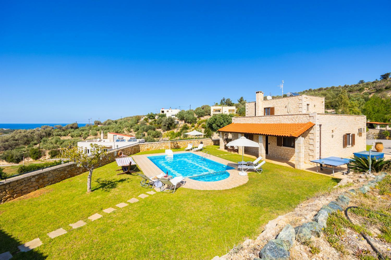 2, Villa Hara Faragi, Crete