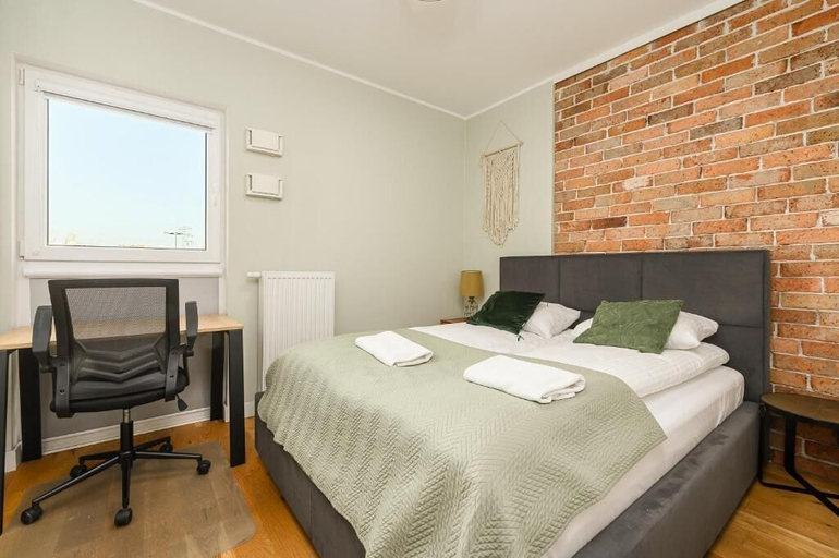 Room 5, ShortStayPoland Szwedzka B109, Warsaw