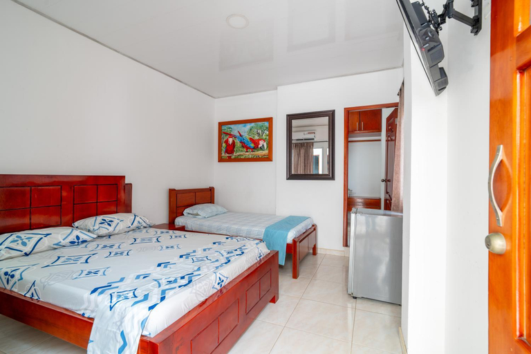 Bedroom 2, CASAS BLANCAS Covenas, Tolú
